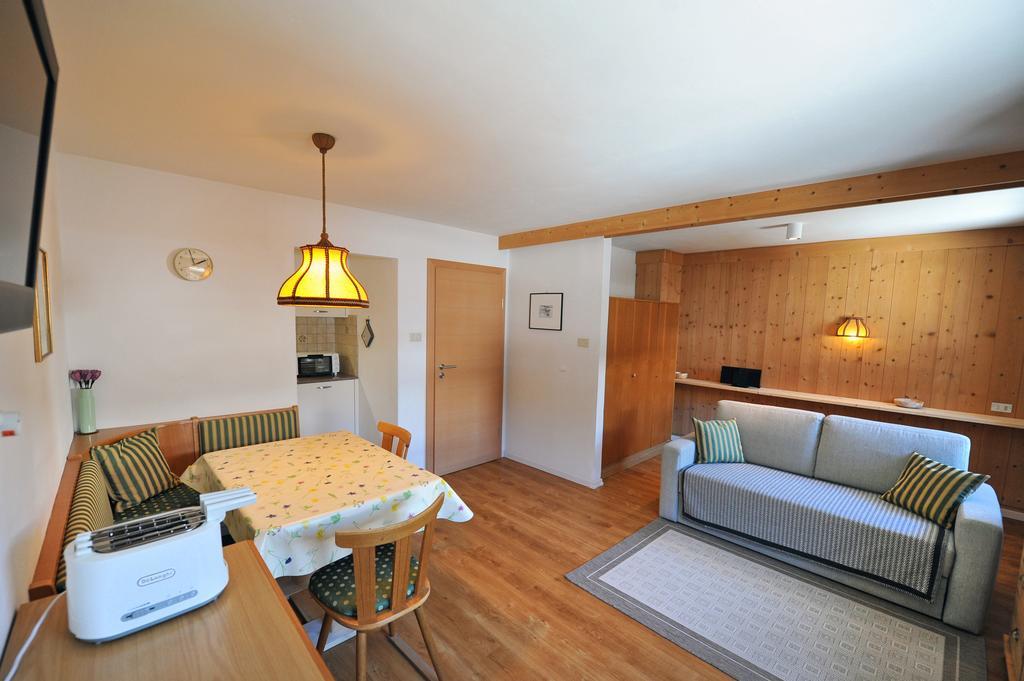 Apartments Villa Rosa Selva di Val Gardena Eksteriør bilde